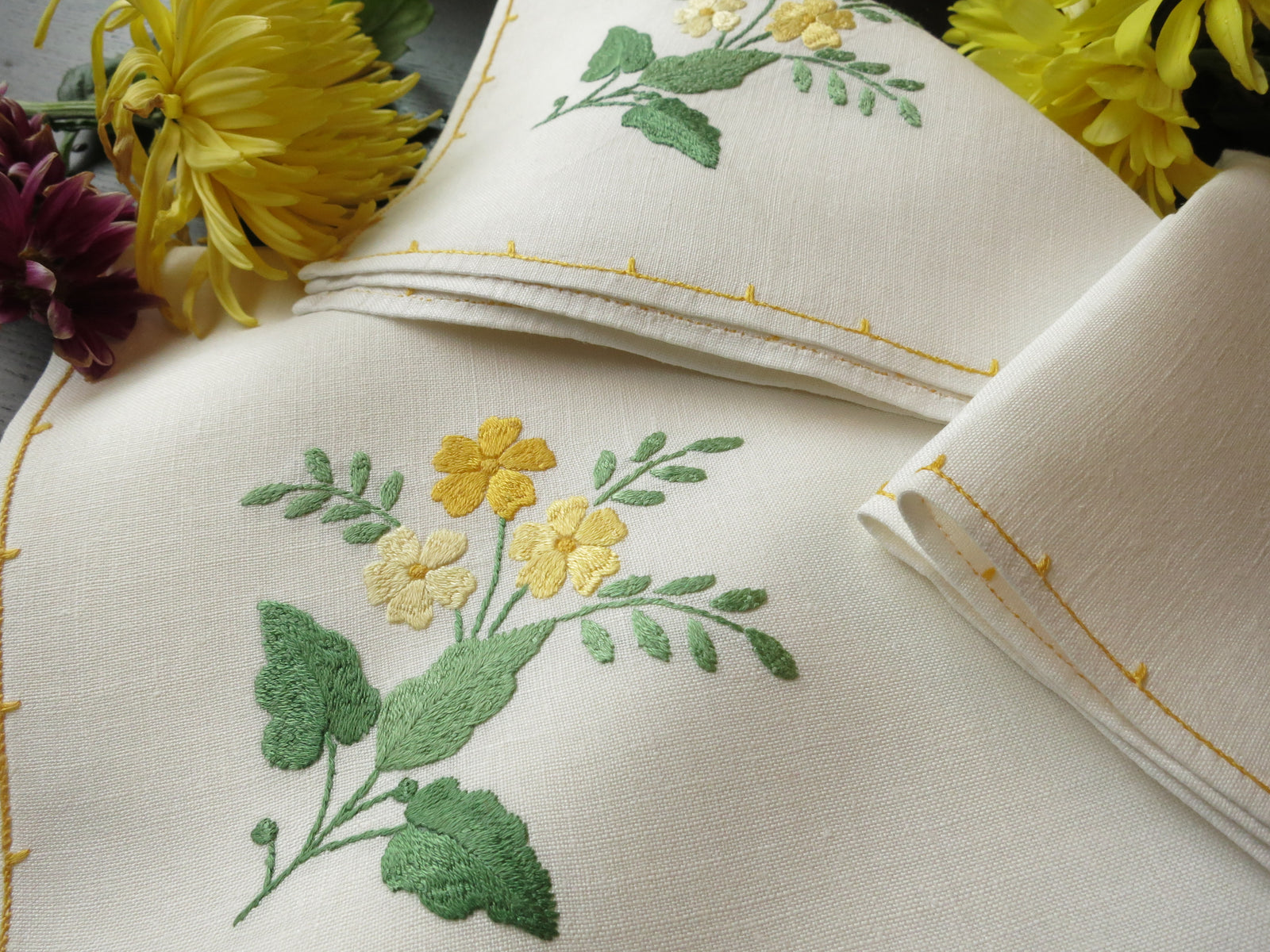 Yellow Flowers Vintage Italian Embroidered Large Linen Dinner Napkins ~ Set of 12
