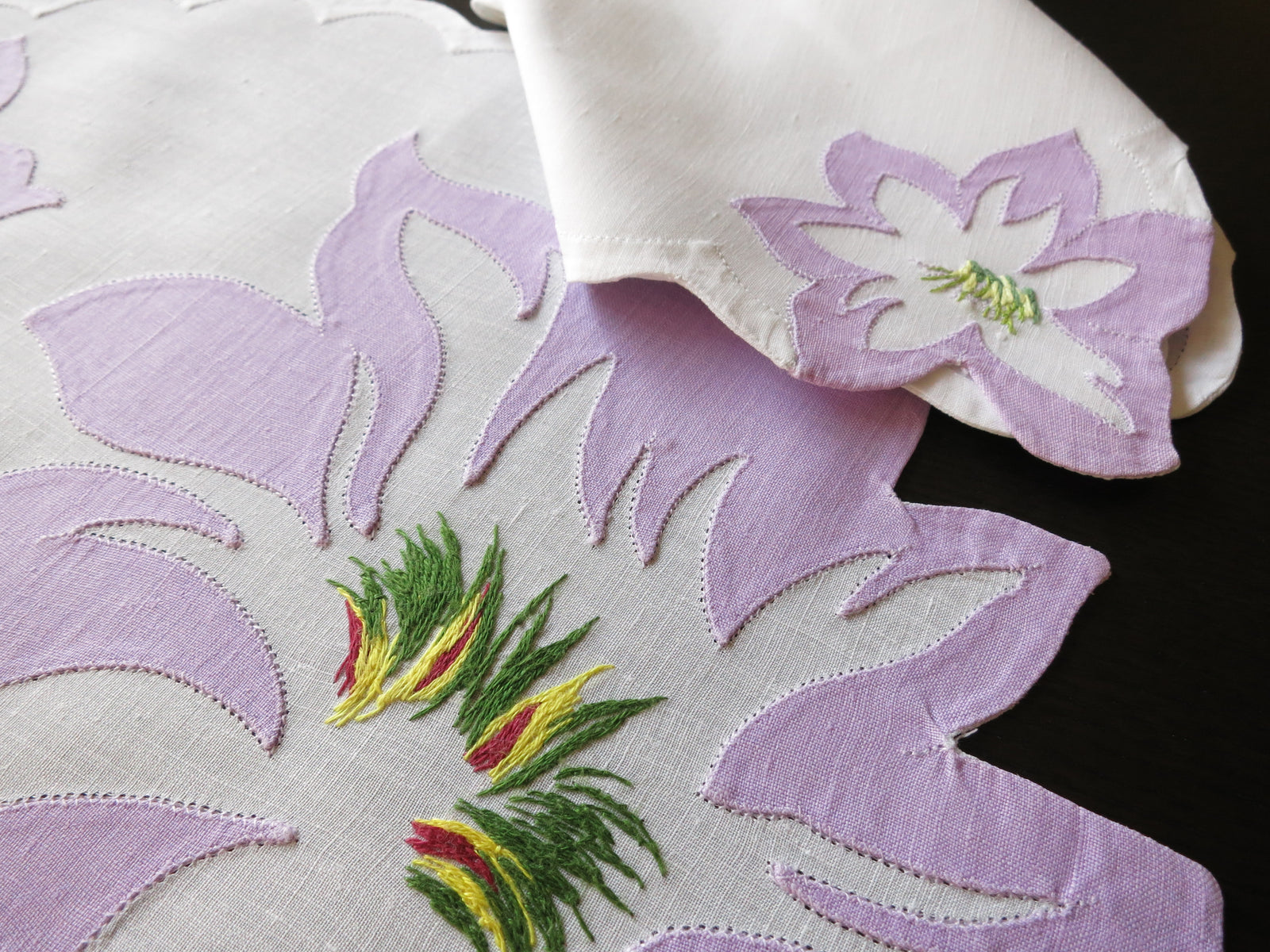 Tropical Vintage French D Porthault 16pc Linen Placemat Setting for 8