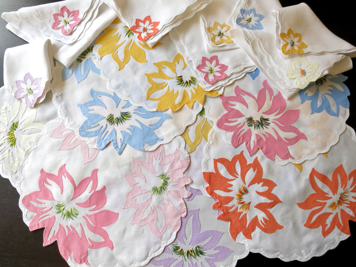 Tropical Vintage French D Porthault 16pc Linen Placemat Setting for 8