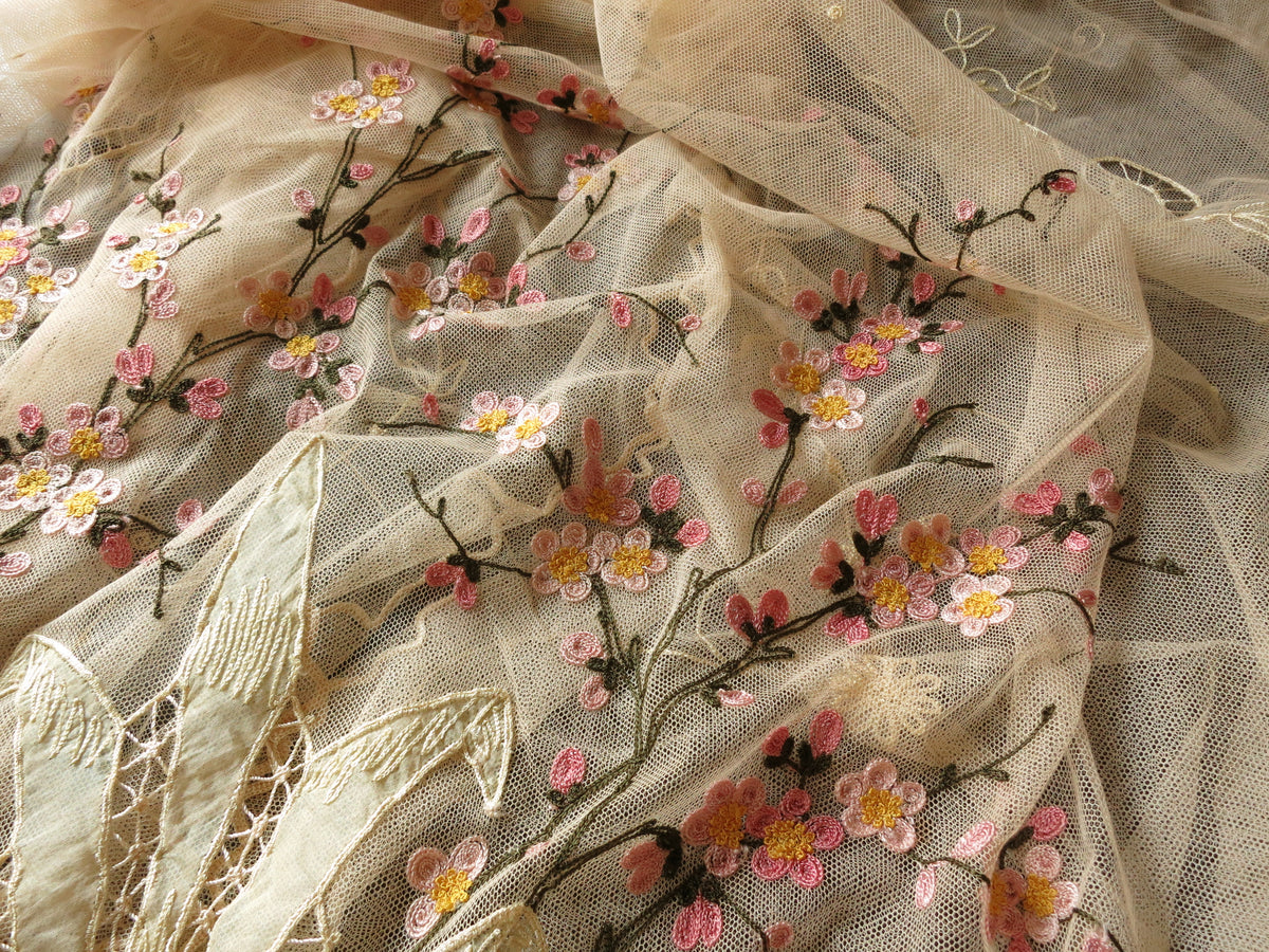 Cherry Blossoms Antique c1930 Tambour Lace Coverlet Full Size