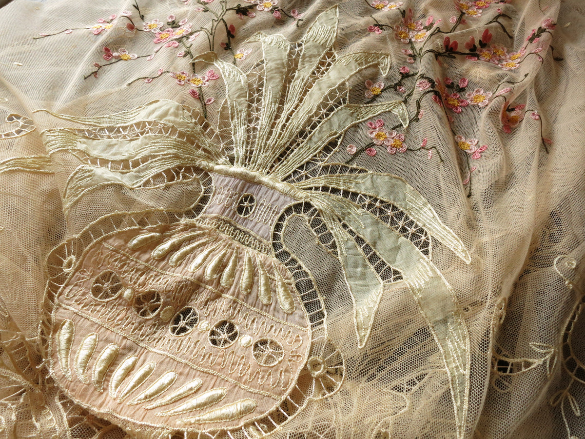 Cherry Blossoms Antique c1930 Tambour Lace Coverlet Full Size