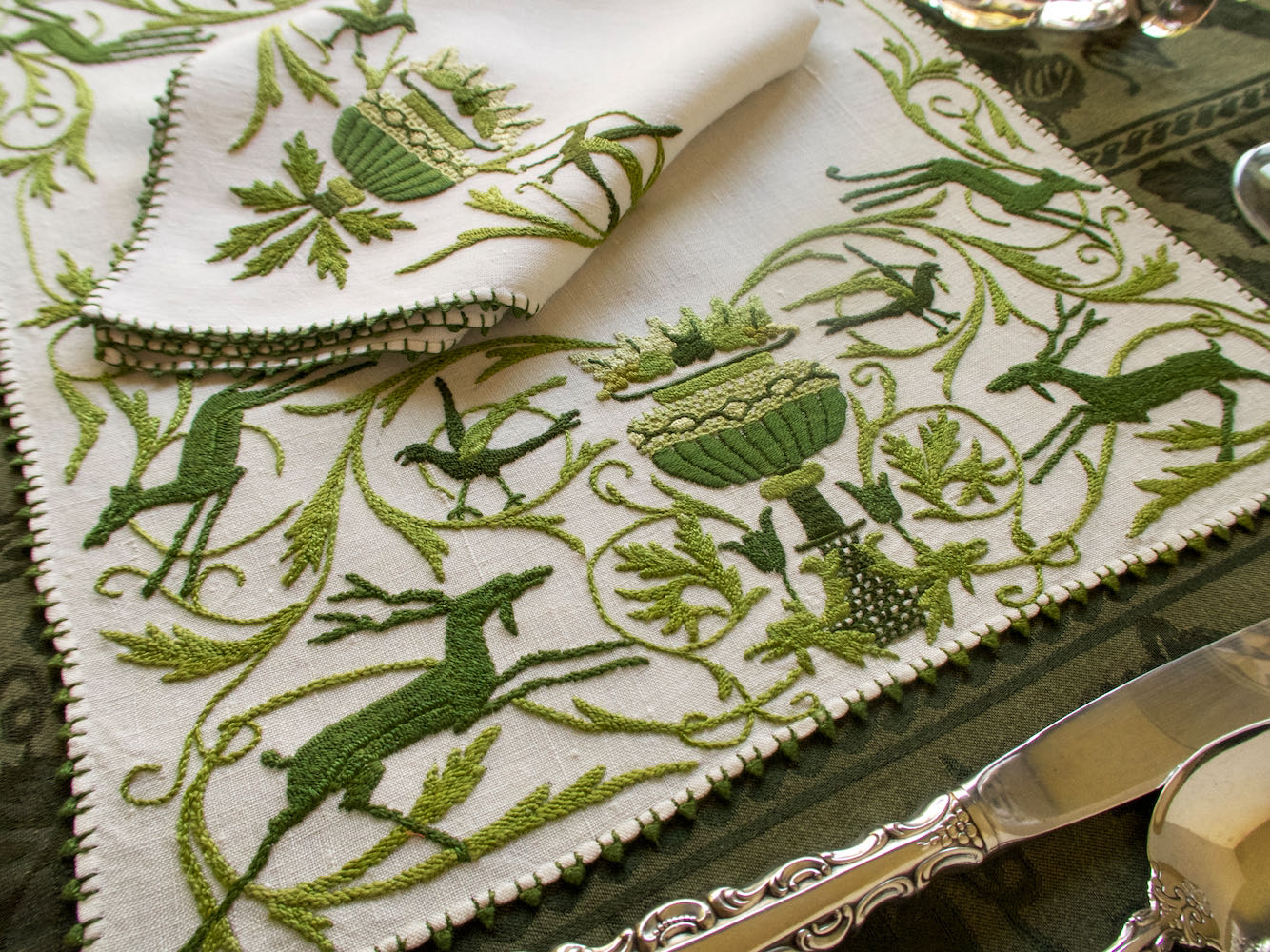 Deer & Birds Vintage Italian 3-D Embroidered Linen Placemat Set for 8
