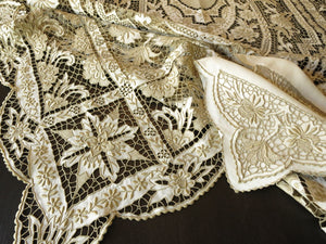 Ultra Lavish Vintage Madeira Embroidered Tablecloth 66x78" w 12 Napkins