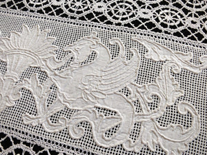 Griffins Antique Table Runner Italian Lace & Embroidery 15x19"