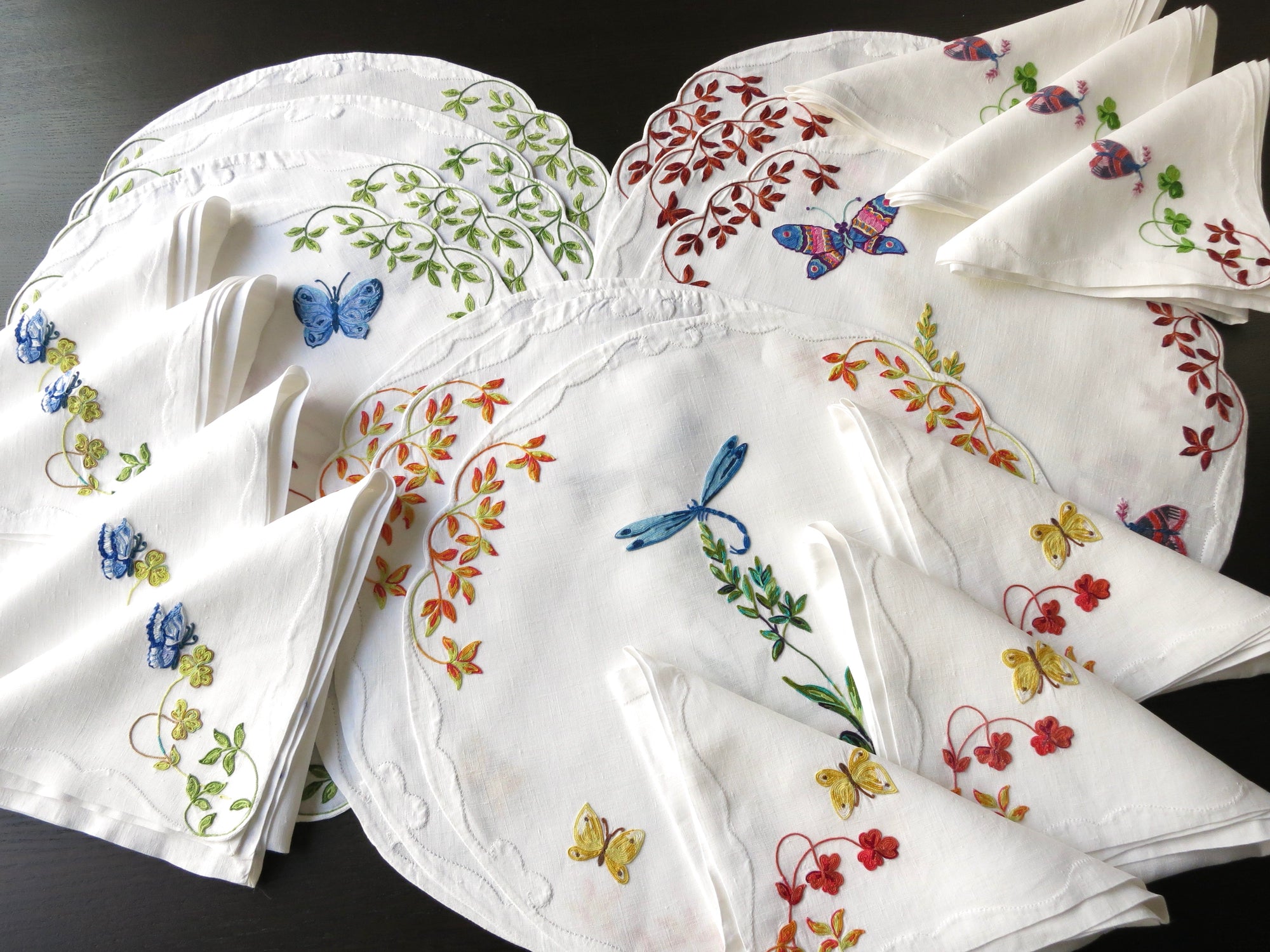 Dragonflies Butterflies Moths Vintage D Porthault Linen Placemat Setting for 8 + 1