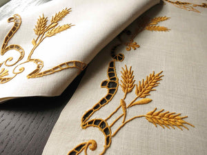 Golden Wheat Vintage Madeira 16pc Linen Placemat Set for 8