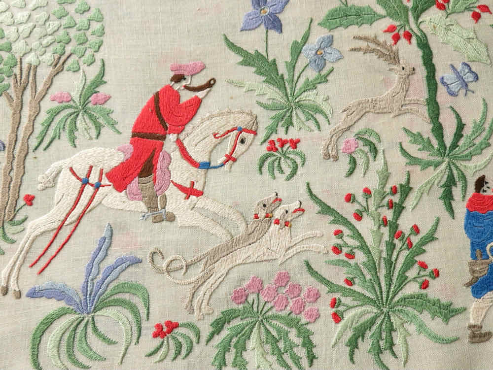 The Hunt Vintage Rapisardi Italian Hand Embroidered Table Runner