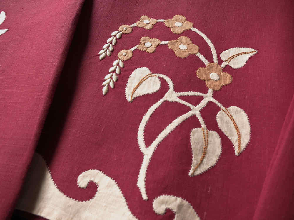 Vintage Madeira Hand Embroidered Linen Guest Towels, Set of 3