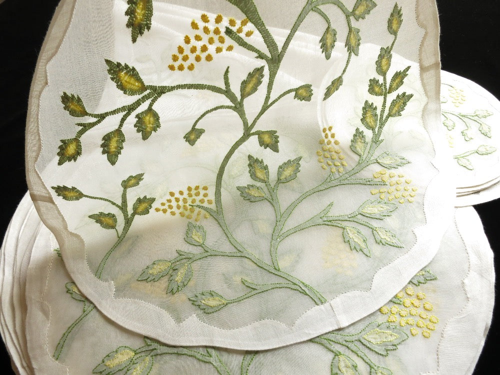 Jacobean Flowers Vintage Madeira Embroidery Placemat Set for 6