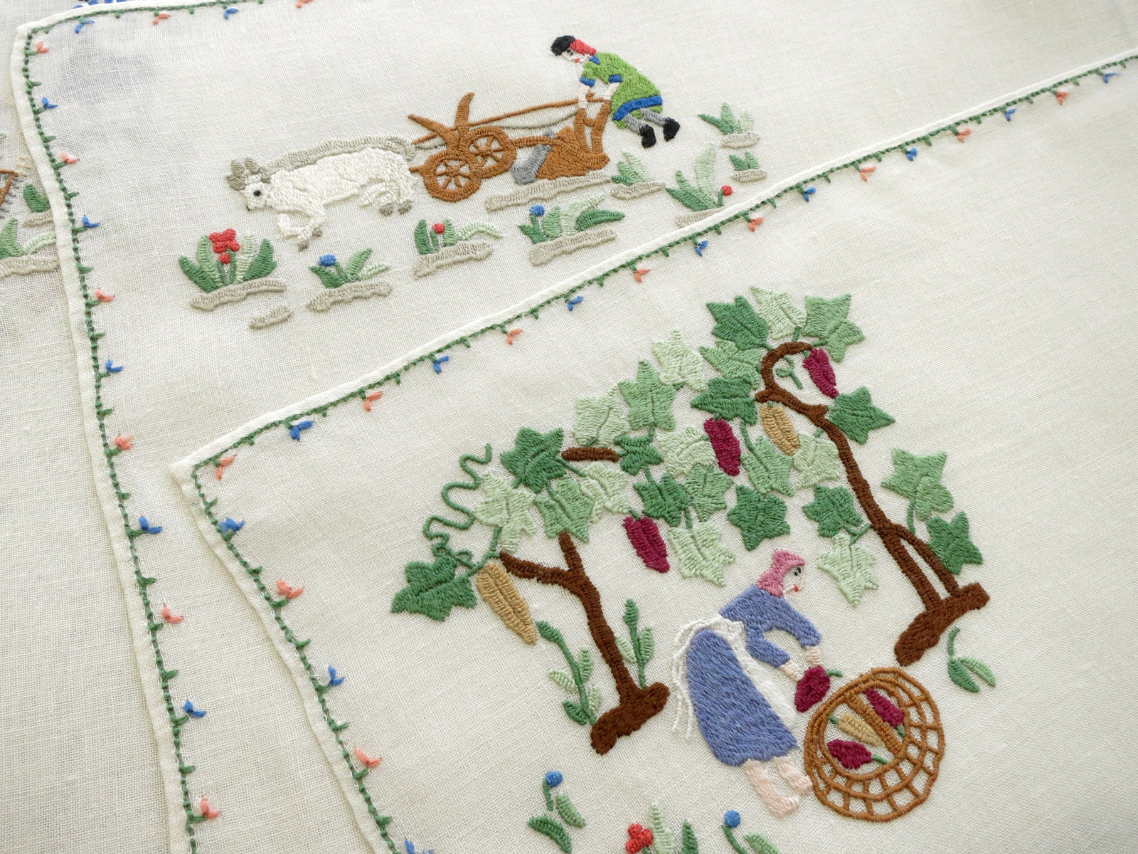 Medieval Labors of the Months, Vintage Rapisardi Italian Embroidery - 12 Placemats