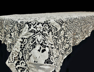 Ornate Vintage Handmade Needle Lace Tablecloth & 12 Napkins