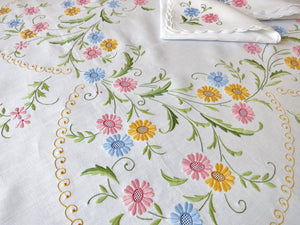Gorgeous Colorful Flowers Madeira Linen Tablecloth 12 Napkins 68x104"