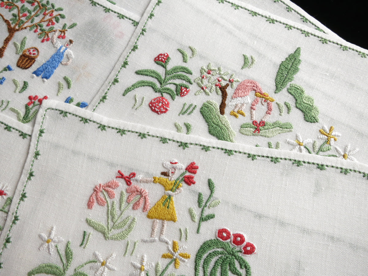 Gardening Italian Style Vintage Embroidered Placemat Set Rapisardi - Setting for 8