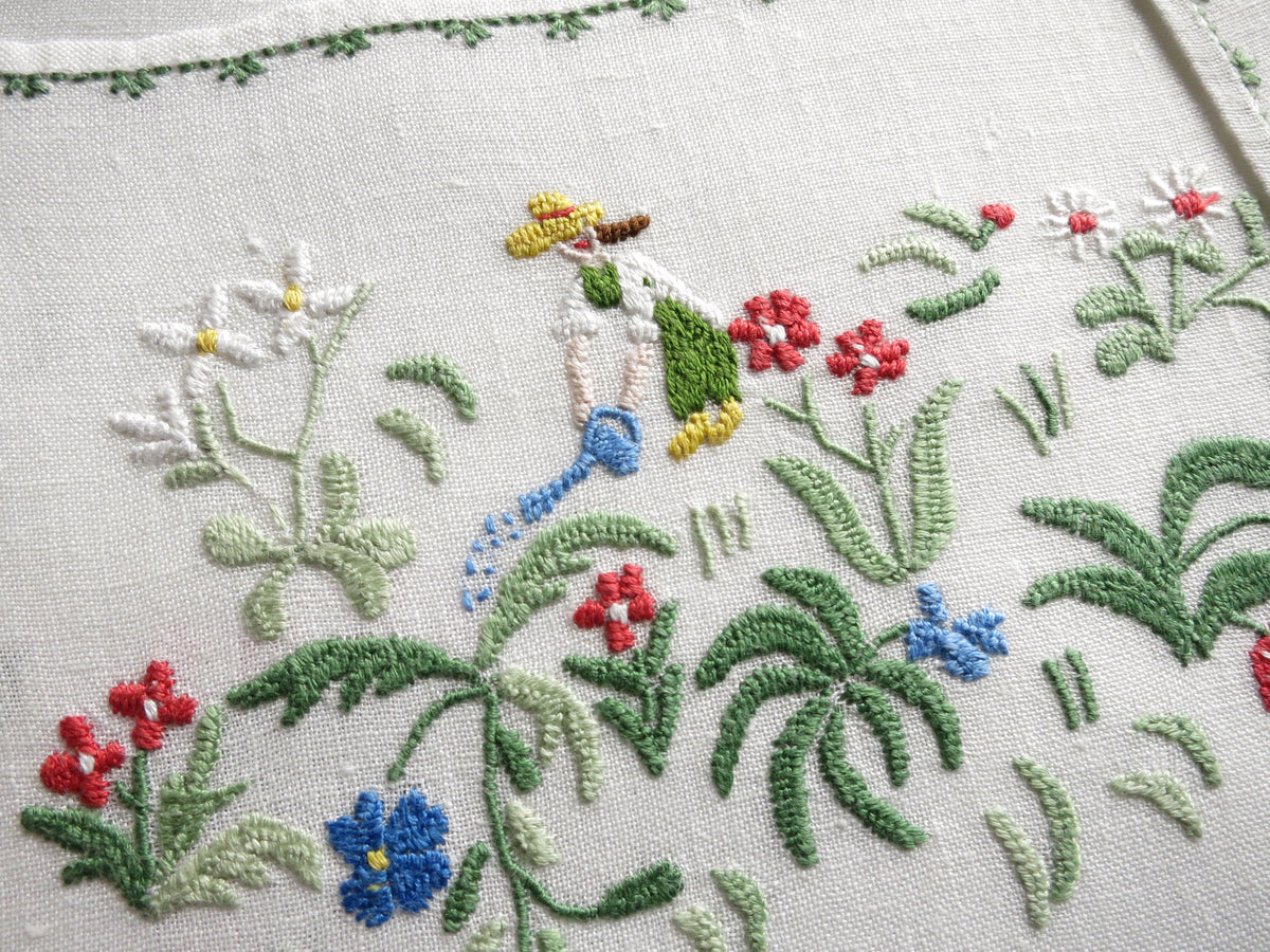 Gardening Italian Style Vintage Embroidered Placemat Set Rapisardi - Setting for 8