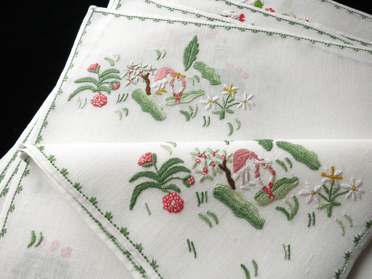 Gardening Italian Style Vintage Embroidered Placemat Set Rapisardi - Setting for 8