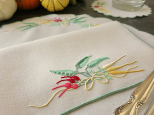 "Carrots & Peas" Vintage Marghab  18pc Placemat Set for 6
