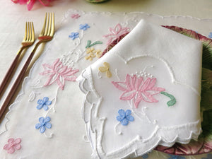 Colorful Vintage Madeira 16pc Organdy Placemat Set for 8