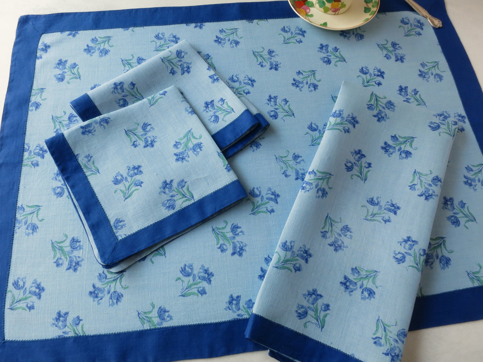 Vintage D Porthault Flax Linen 3pc Breakfast Set, plus Towel