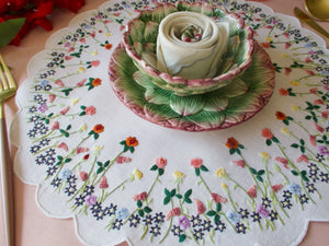 Detailed Flowers Vintage Linen Hand Embroidered Placemats, 8 Count