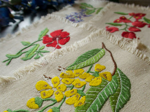 Vibrant Flowers Vintage Hand Embroidered Rustic Placemat Set for 4