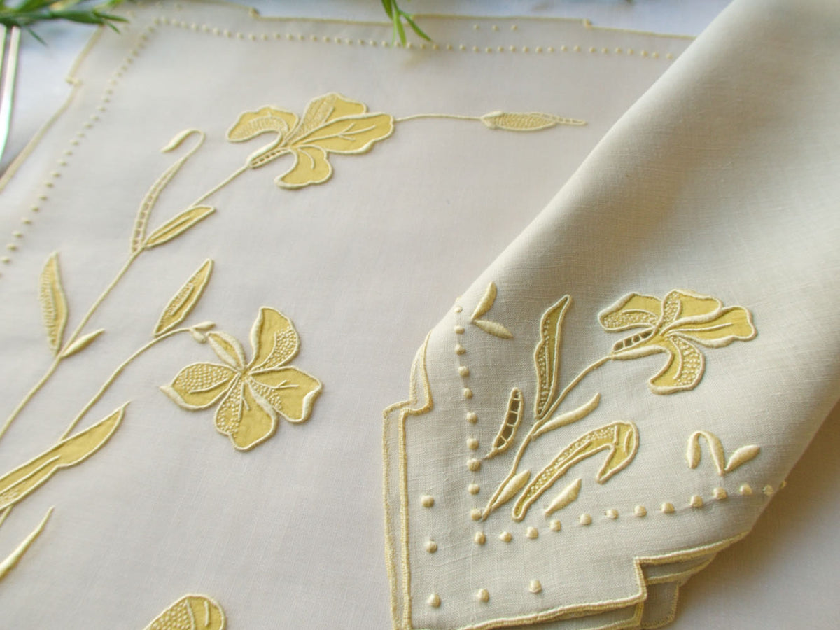 &quot;Iris&quot; in Yellow Vintage Marghab Madeira 17pc Placemat Set for 8