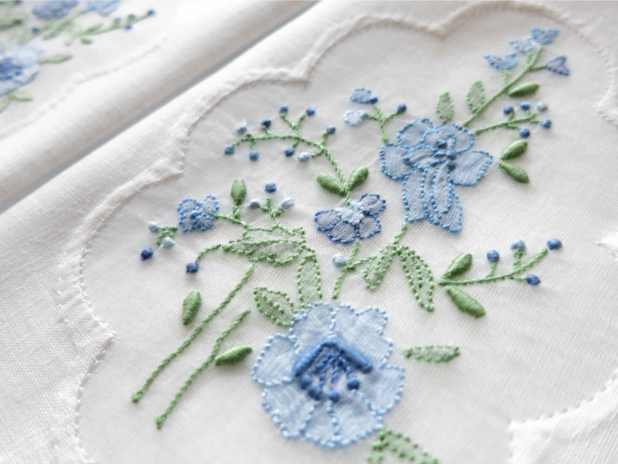 Blue Flowers Vintage Madeira Linen Guest Towels - Set of 2