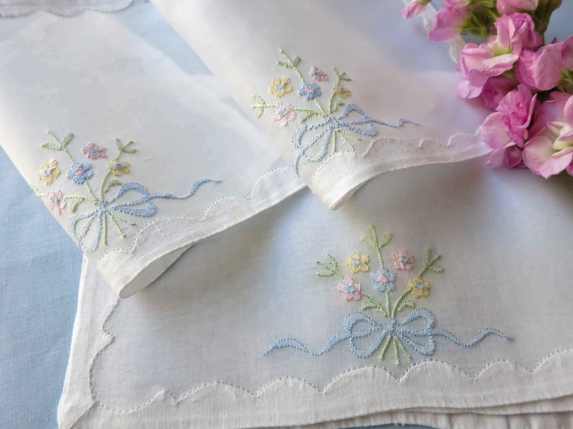 Dainty Bows Vintage Madeira Embroidered Cocktail Napkins - Set of 6