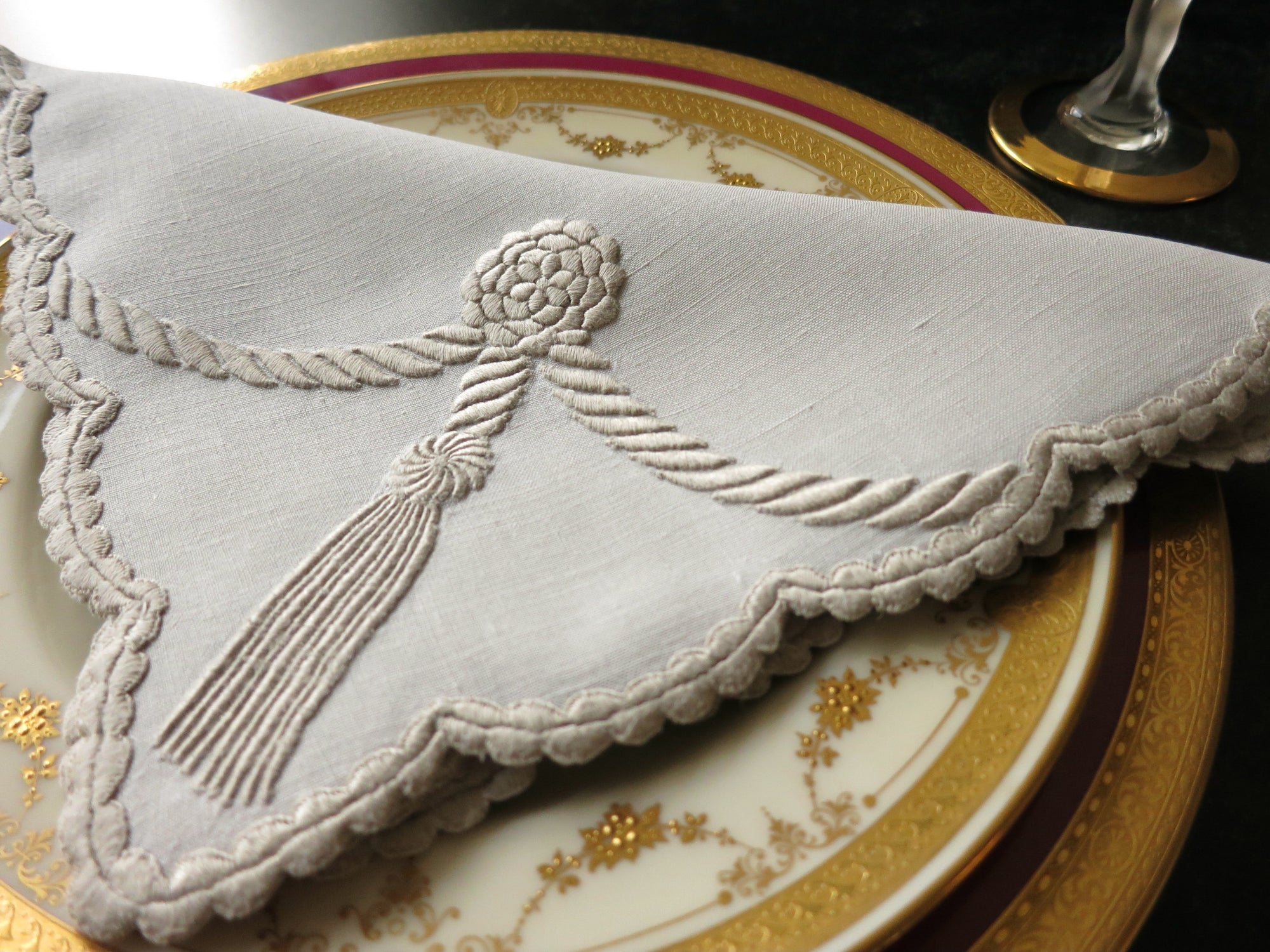 "Cord & Tassel" Vintage Marghab Linen Napkins ~ Set of 12
