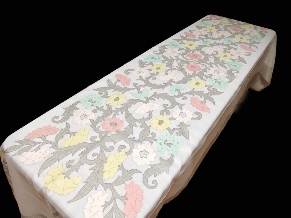 &quot;Les Fleurs&quot; Vintage Marghab Madeira Tablecloth 66x140