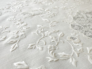 Antique French Linen & Lace Tablecloth 70x96", with 8 + 12 Napkins
