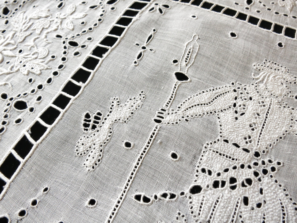 Call to the Hunt Antique French Embroidery Round Linen Tablecloth 30&quot;