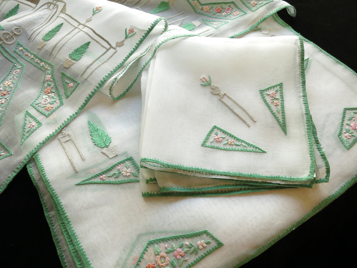 Formal Gardens Fountains Vintage Italian Placemat Set - Setting for 8