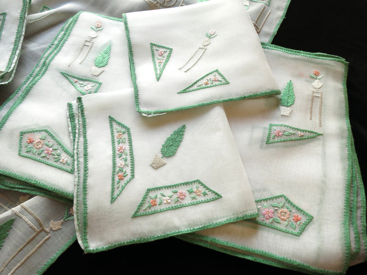 Formal Gardens Fountains Vintage Italian Placemat Set - Setting for 8