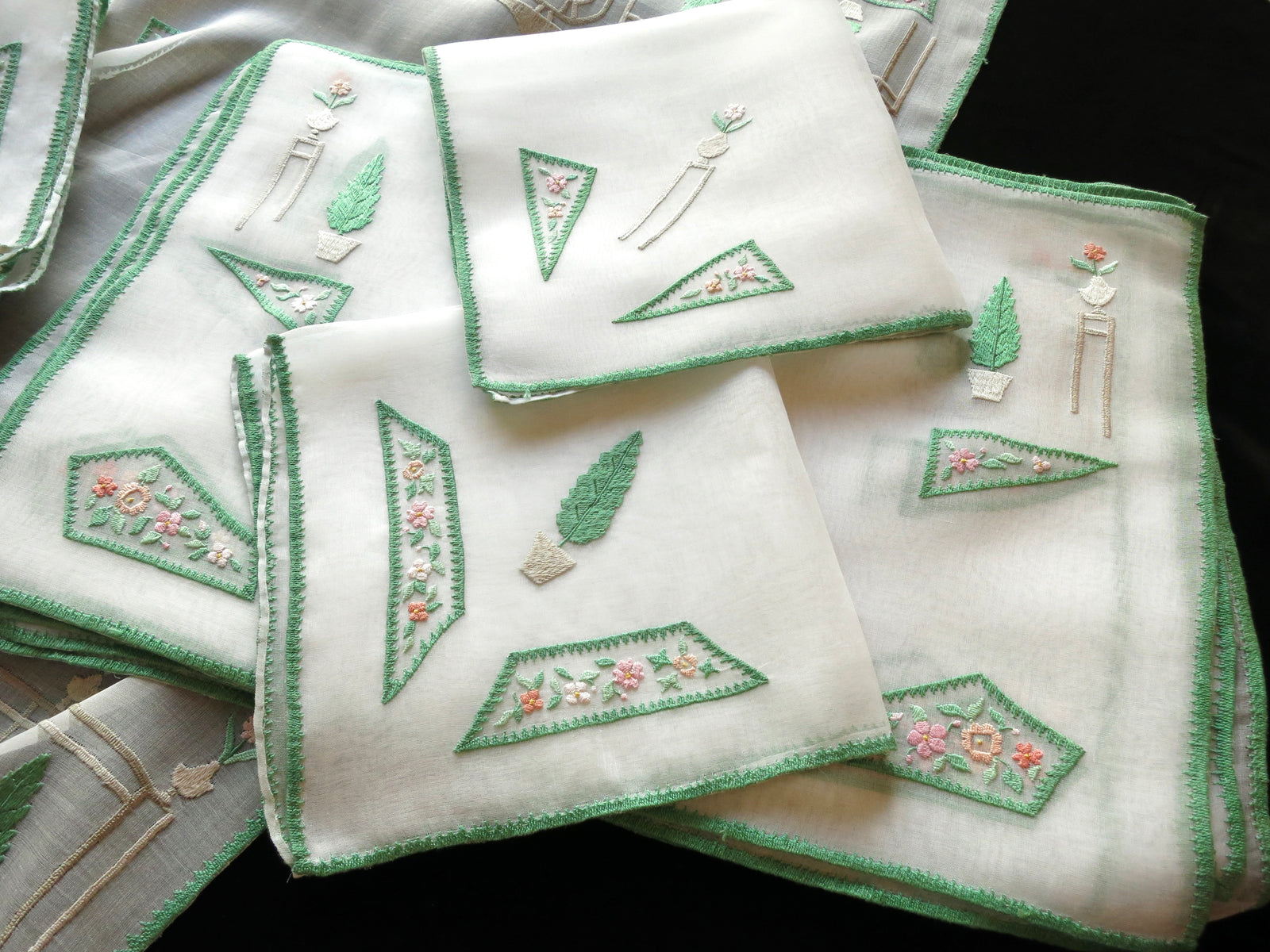 Formal Gardens Fountains Vintage Italian Placemat Set - Setting for 8