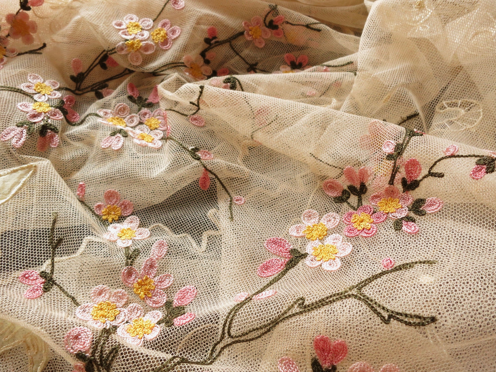 Cherry Blossoms Antique c1930 Tambour Lace Coverlet Full Size