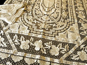 Ultra Lavish Vintage Madeira Embroidered Tablecloth 66x78" w 12 Napkins
