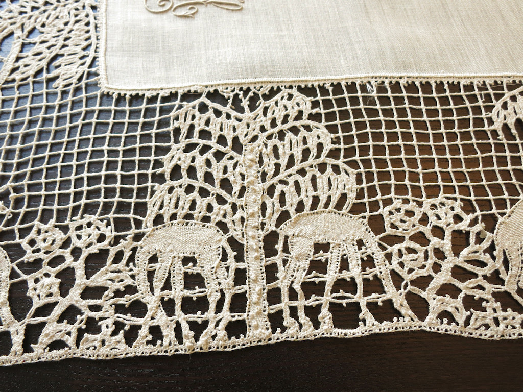 Giraffes in Handmade Lace Antique Table Runner 15x43&quot;
