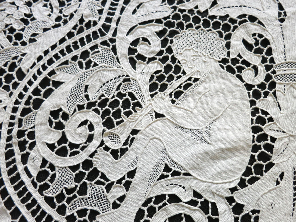 Art Deco Cherubs Birds Musicians Antique Lace Coverlet Tablecloth 90x90"