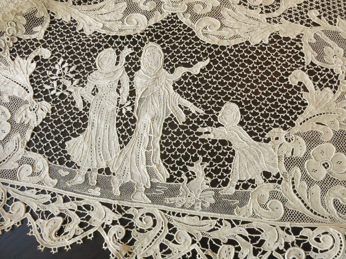 Four Seasons Antique Lace Table Runner 22x58&quot;
