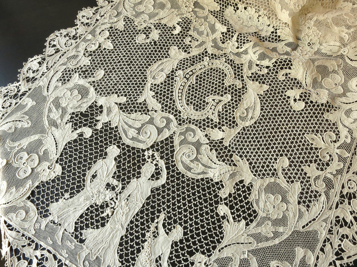 Four Seasons Antique Lace Table Runner 22x58&quot;