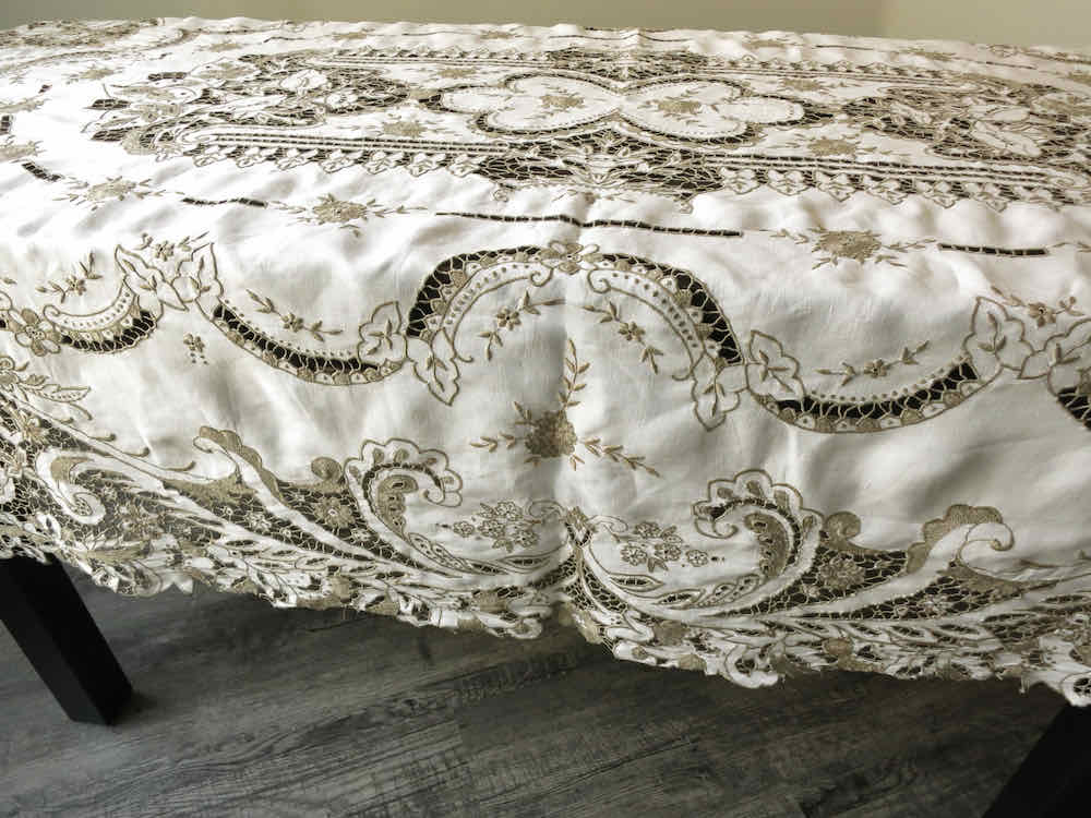 Vintage Madeira Dense Embroidery &amp; Cutwork Tablecloth 64 x 106&quot;