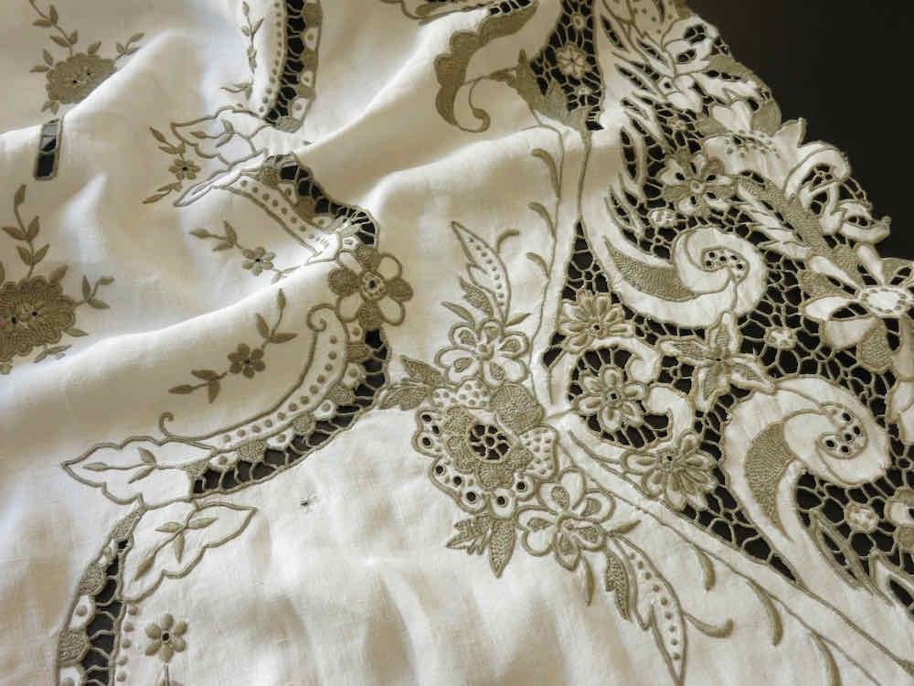 Vintage Madeira Dense Embroidery & Cutwork Tablecloth 64 x 106"