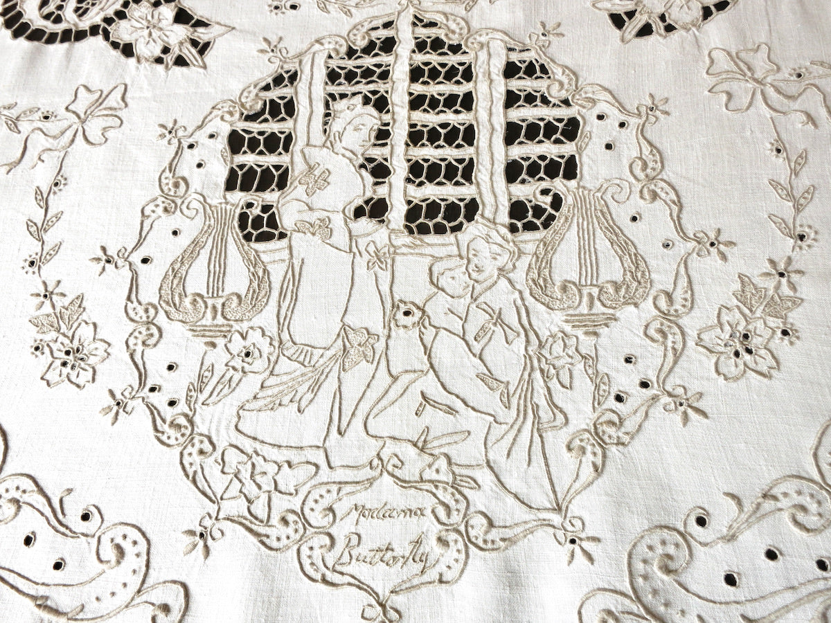 Night at the Opera Vintage Madeira Tablecloth & 12 Napkins 68 x114"