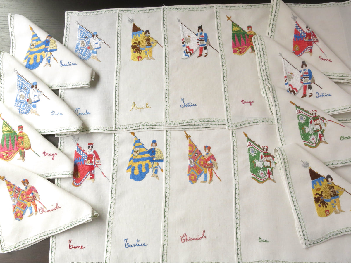 Palio di Siena Flag Bearers Vintage Italian 16pc Placemat Set for 8