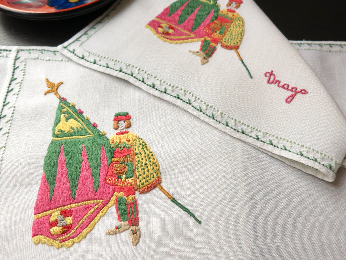 Palio di Siena Flag Bearers Vintage Italian 16pc Placemat Set for 8