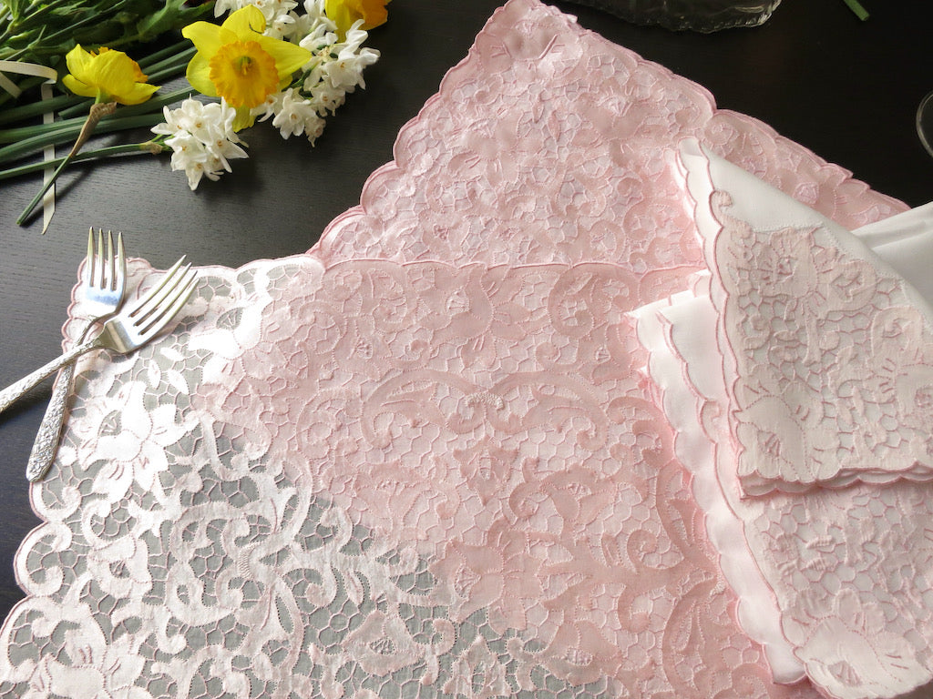 Pink Satin Flowers &amp; Honeycomb Vintage Madeira 16pc Placemat Setting for 8