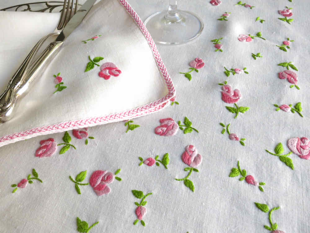 Pitimini Roses Vintage French Linen Tablecloth 8 Napkins 62x88&quot;