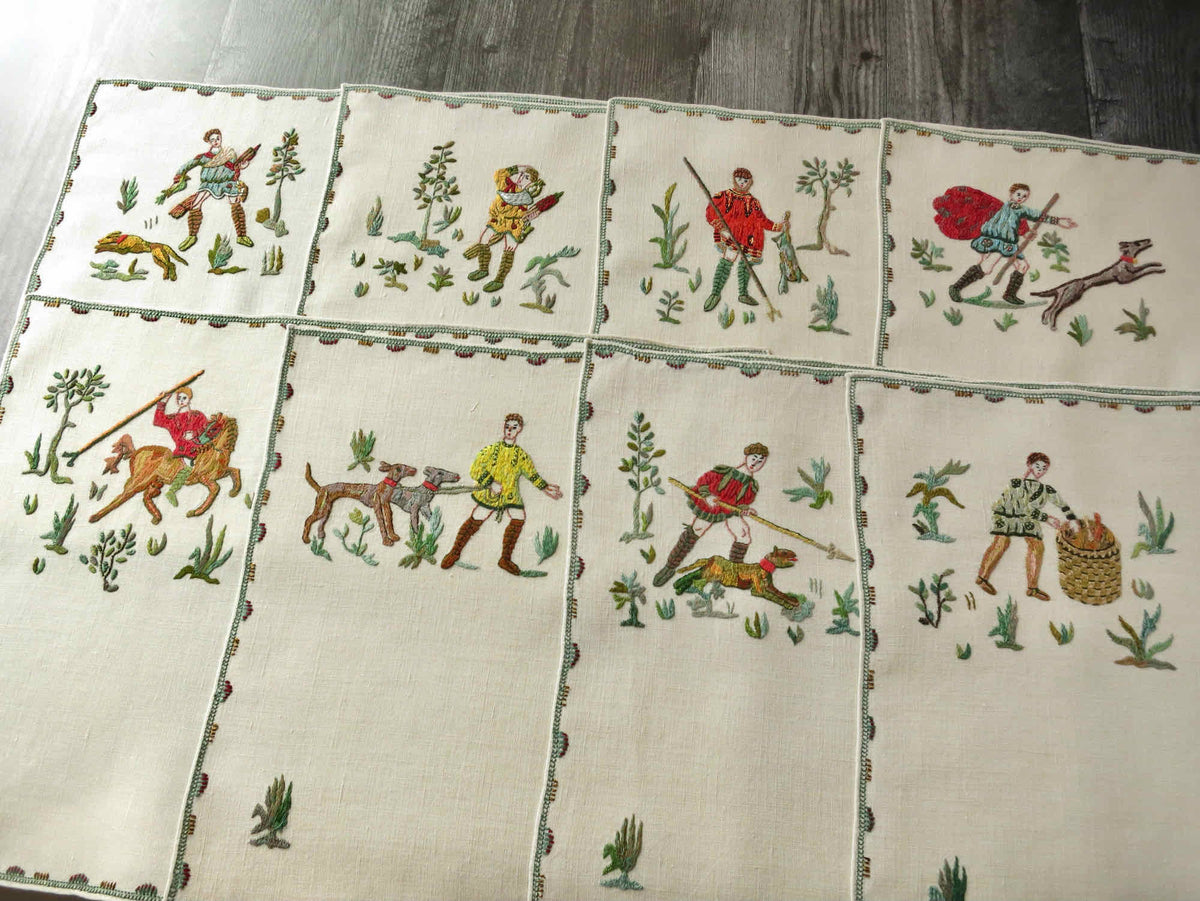 The Hunt Vintage Rapisardi Italian Embroidery , 8 Placemats