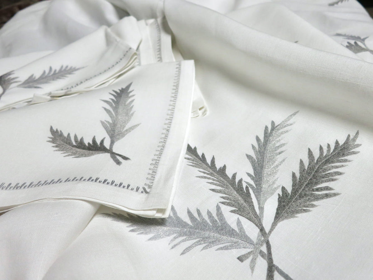 Plumes Vintage Linen Tablecloth 65x130, 12 Dinner + 12 Cocktail Napkins