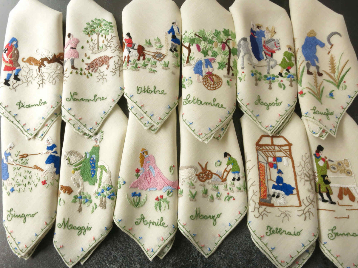 Medieval Theme Vintage Rapisardi Italian Embroidery - 12 Napkins